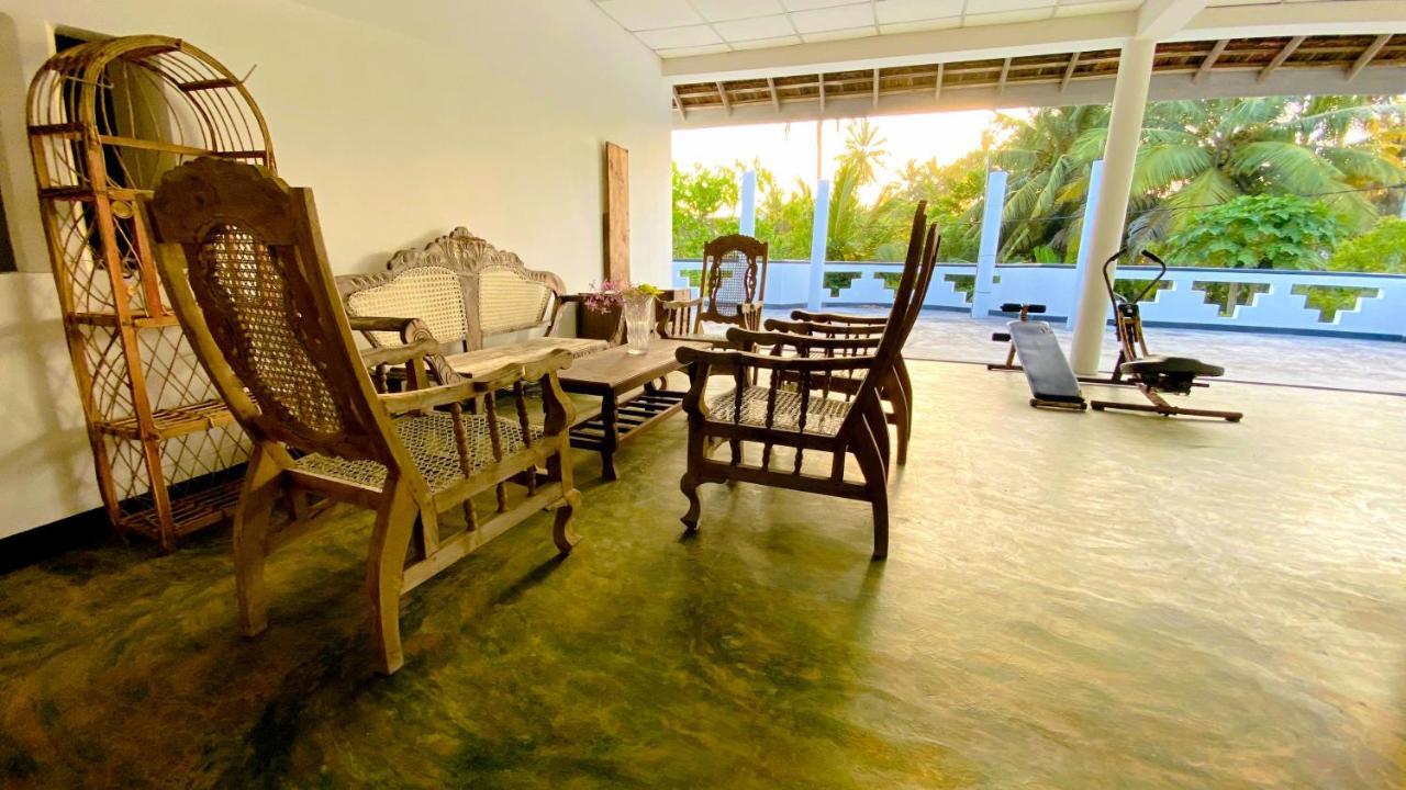 Hotel Madiha Surf House Lanka Matara Esterno foto