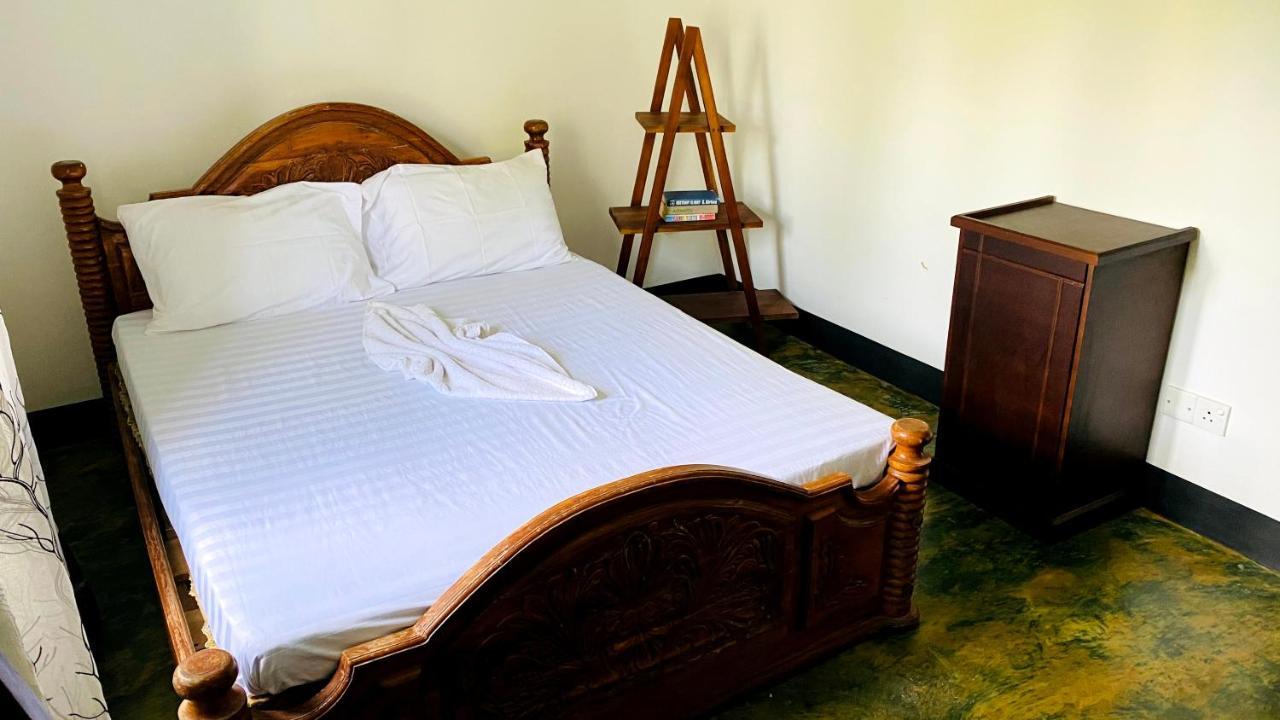 Hotel Madiha Surf House Lanka Matara Esterno foto