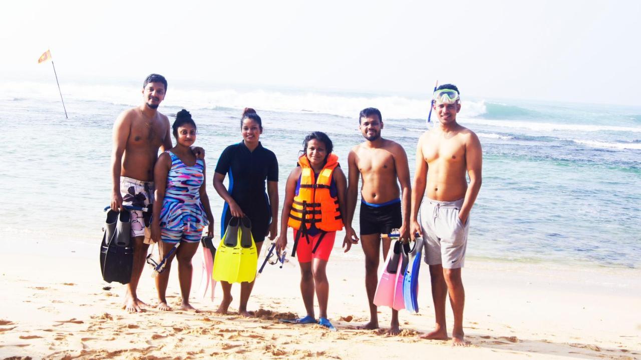 Hotel Madiha Surf House Lanka Matara Esterno foto